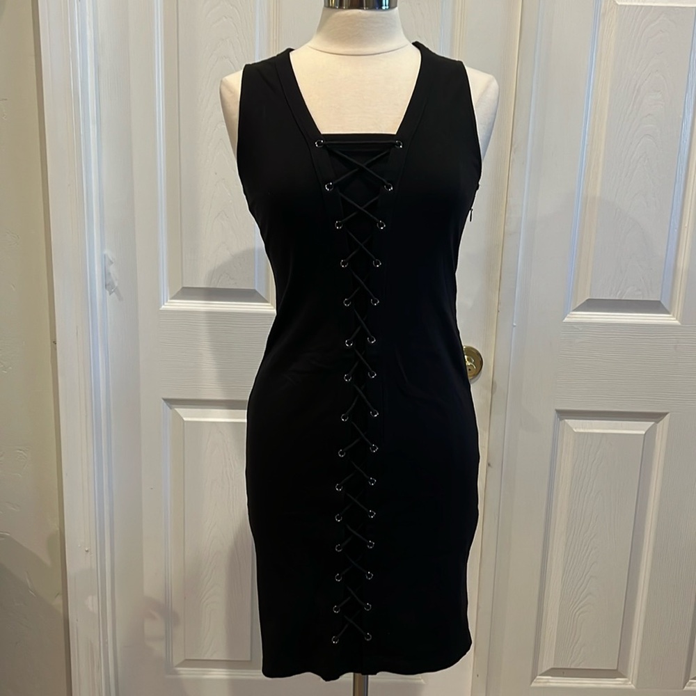 CARMEN Sleeveless Front Lace Up Dress